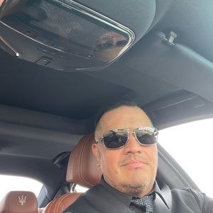 Meet your Posher, Armando